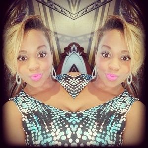 Meet your Posher, Ashley